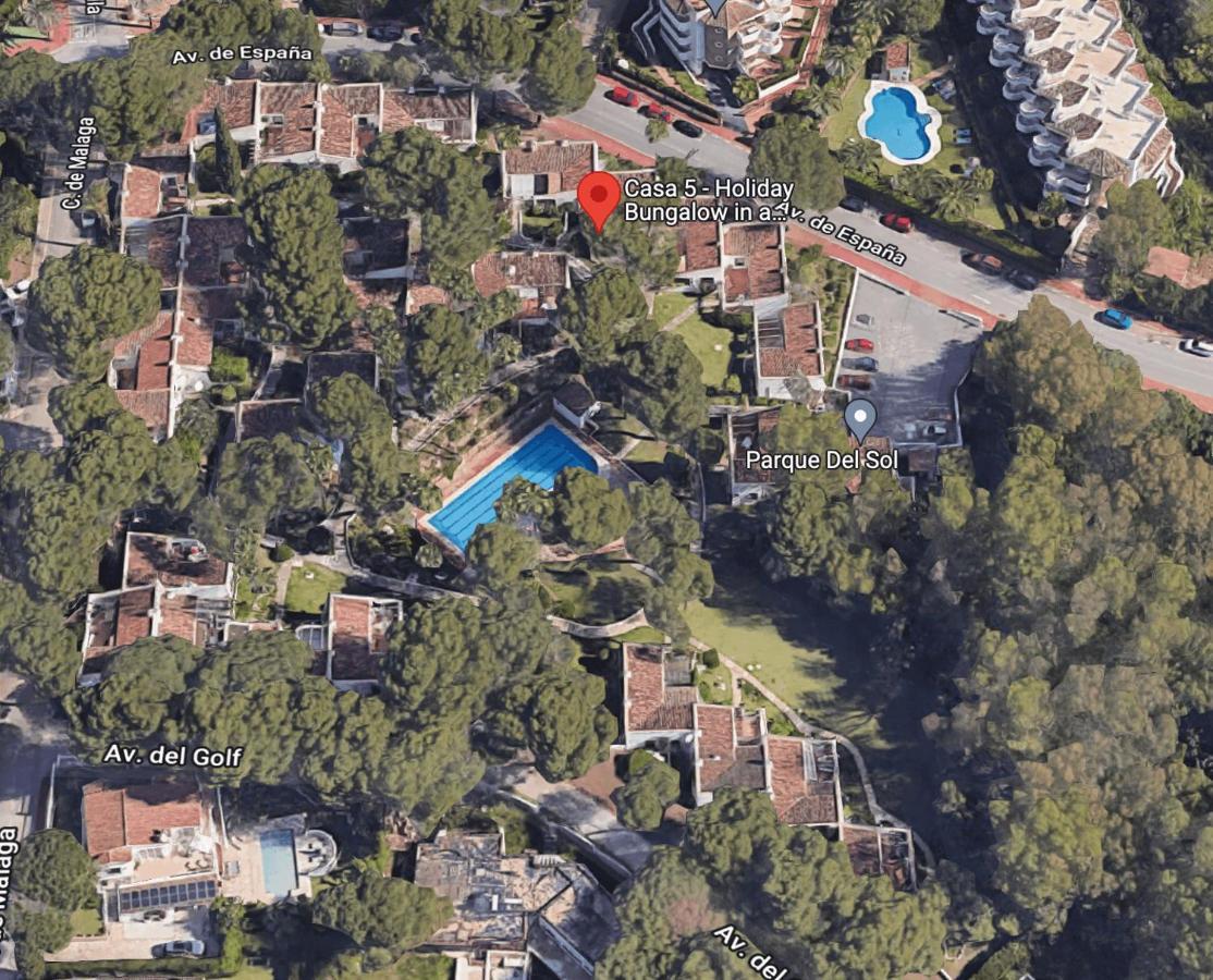 Sitio de Calahonda Bungalow With Large Terrace In A Quiet Park - Beach Nearby מראה חיצוני תמונה