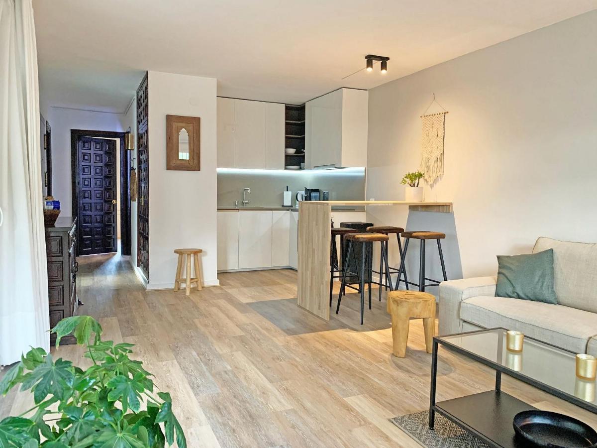 Sitio de Calahonda Bungalow With Large Terrace In A Quiet Park - Beach Nearby מראה חיצוני תמונה