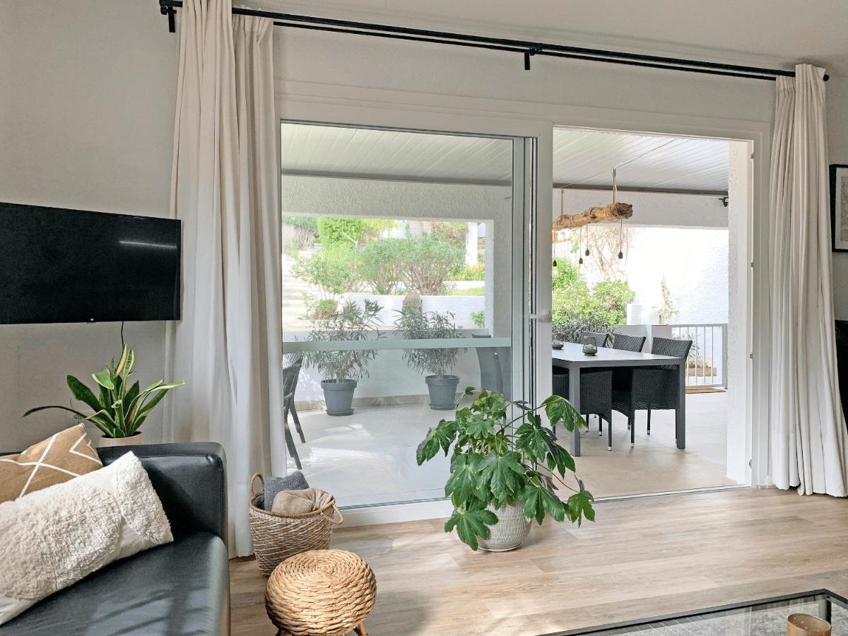 Sitio de Calahonda Bungalow With Large Terrace In A Quiet Park - Beach Nearby מראה חיצוני תמונה